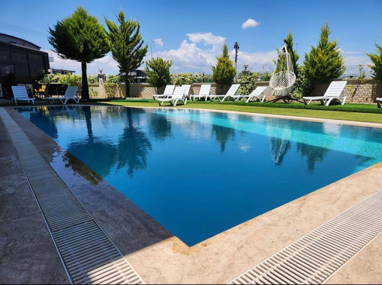 Gardenya Lara Suit Hotel Antalya Exterior photo